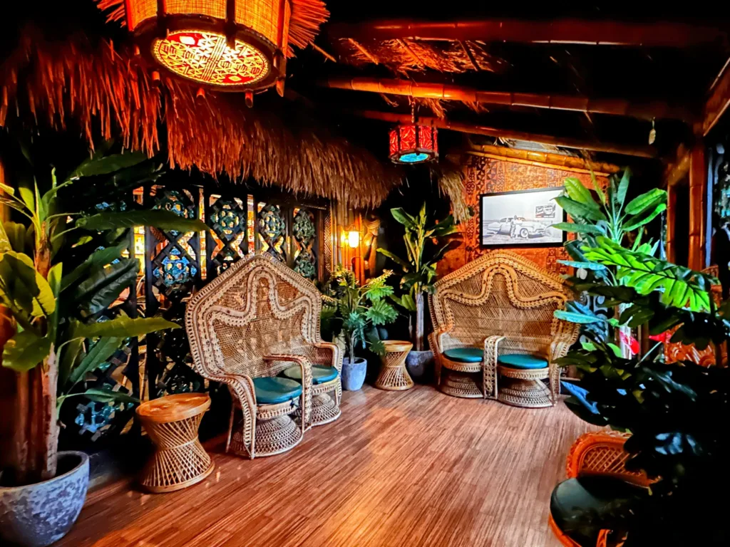 Royal Hawaiian foyer