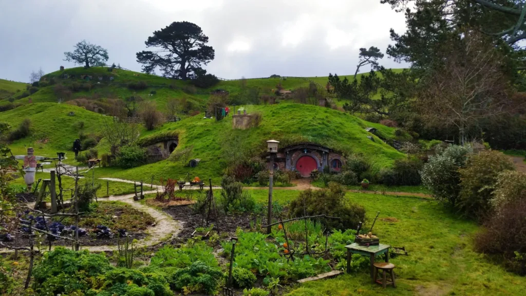hobbiton garden