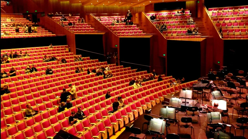 sydney opera house seating