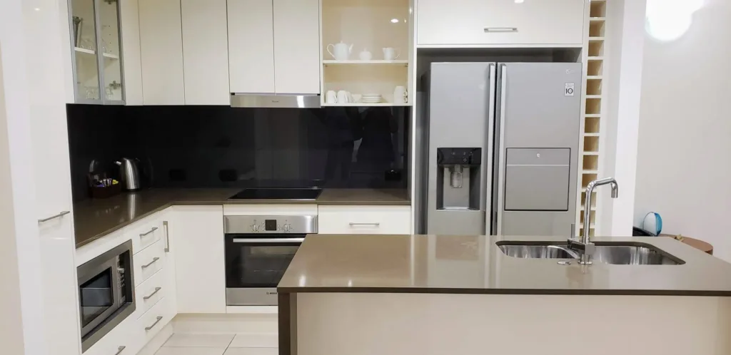 vue apartments kitchen