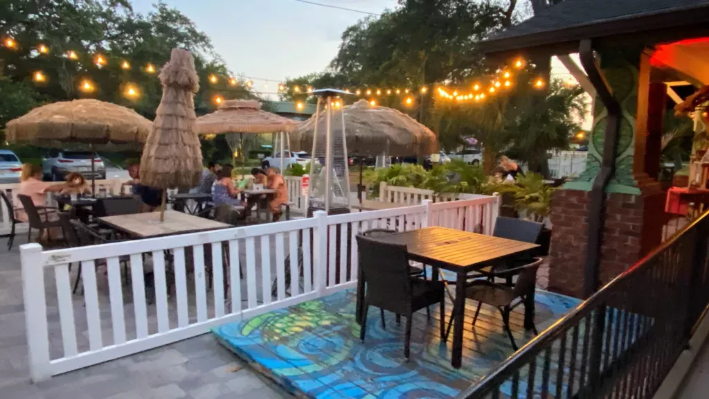 The Hanu front yard outdoor dining