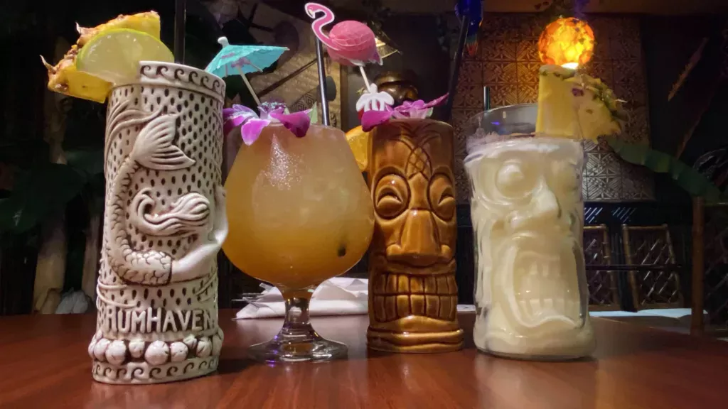 Tiki drinks the Hanu