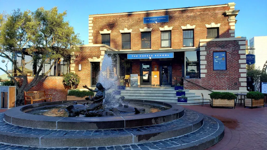 ghirardelli square san francisco cheese school