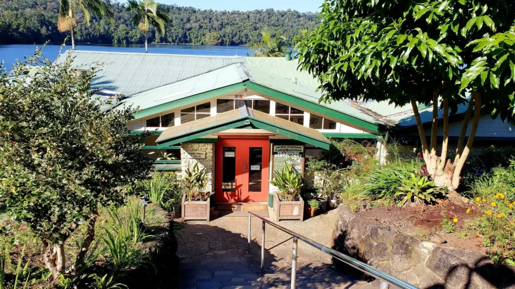 lake barrine teahouse