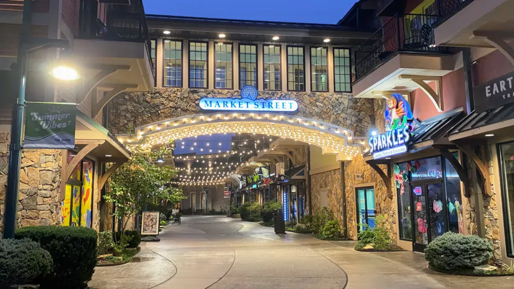 margaritaville island market street shops