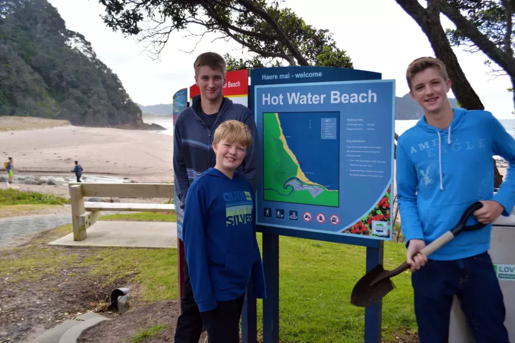 sign at hotwater beach