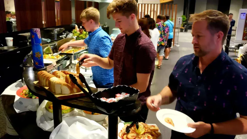 tjapukai dinner buffet