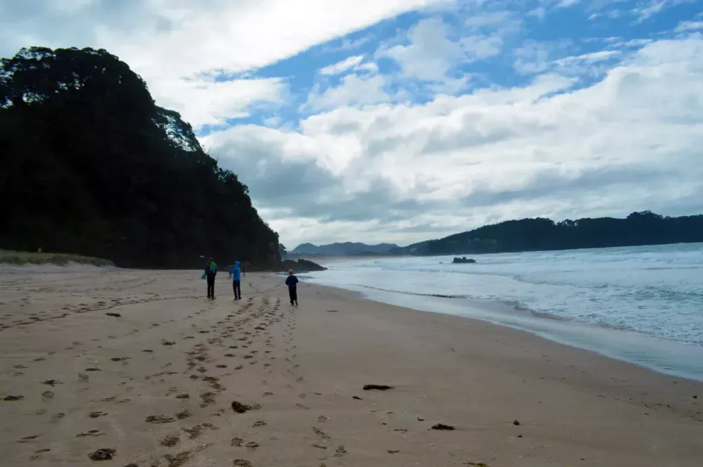 walking hot water beach